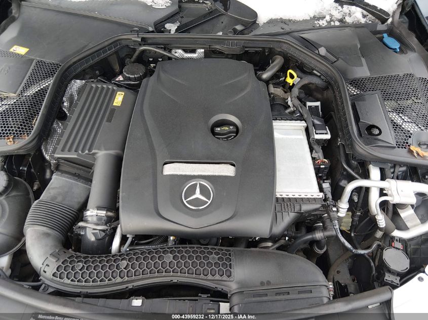 2016 Mercedes-Benz C 300 4Matic VIN: 55SWF4KB4GU140092 Lot: 43959232