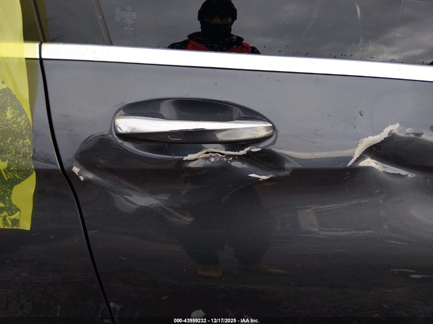 2016 Mercedes-Benz C 300 4Matic VIN: 55SWF4KB4GU140092 Lot: 43959232