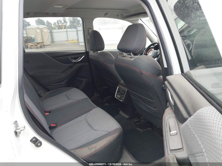 2019 Subaru Forester Sport VIN: JF2SKAKC9KH558077 Lot: 43959271