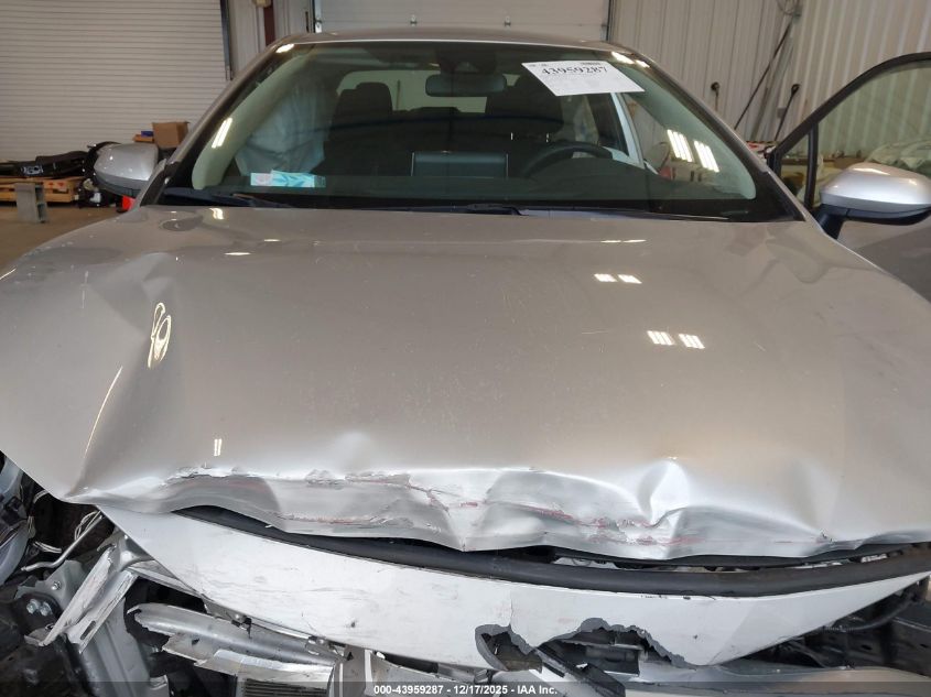 2020 Toyota Corolla Le VIN: JTDEPRAE9LJ095057 Lot: 43959287