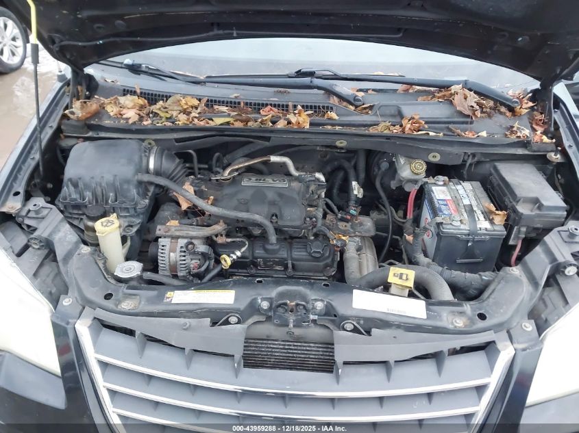 2008 Chrysler Town & Country Touring VIN: 2A8HR54P18R786849 Lot: 43959288