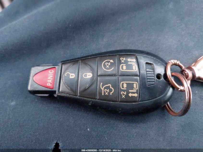 2008 Chrysler Town & Country Touring VIN: 2A8HR54P18R786849 Lot: 43959288