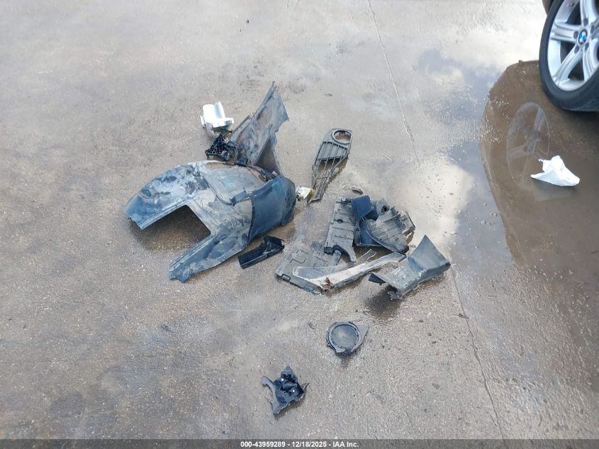 2015 BMW 328I xDrive VIN: WBA3B5G5XFNS17585 Lot: 43959289