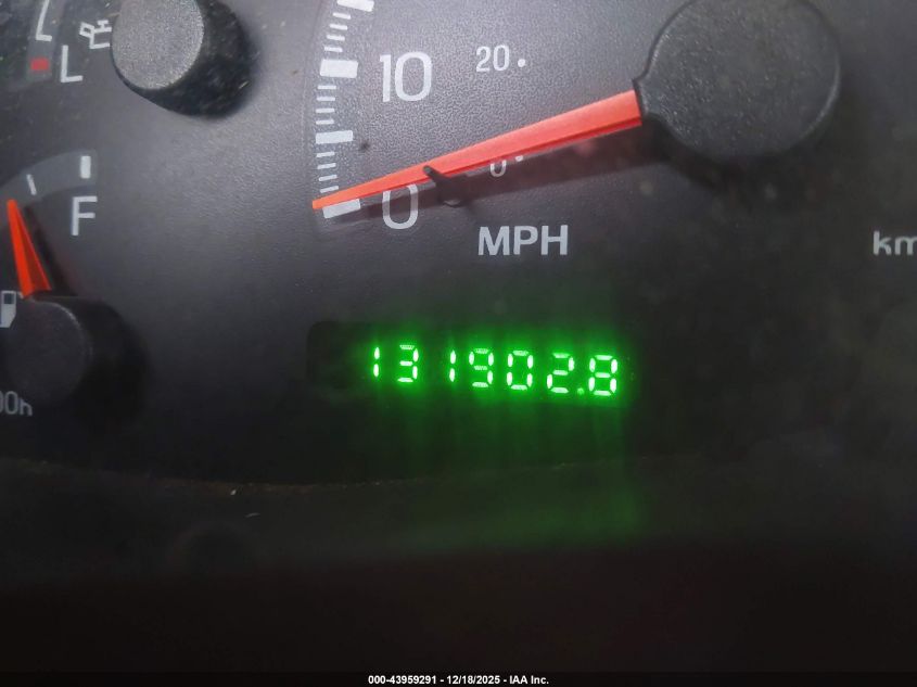 2000 Ford F-150 Lariat/Work Series/Xl/Xlt VIN: 1FTRX18L2YNB45370 Lot: 43959291