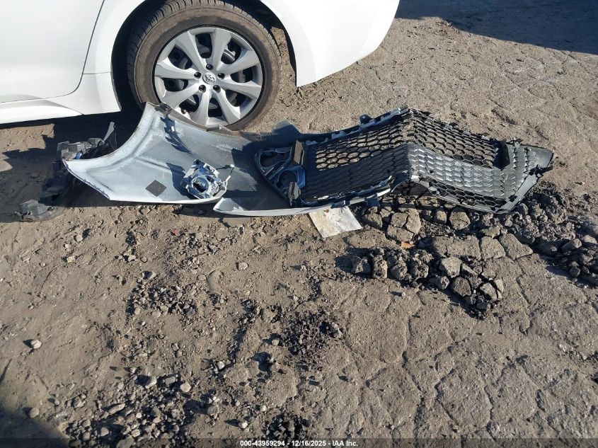 2022 Toyota Corolla Le VIN: 5YFEPMAE0NP343231 Lot: 43959294