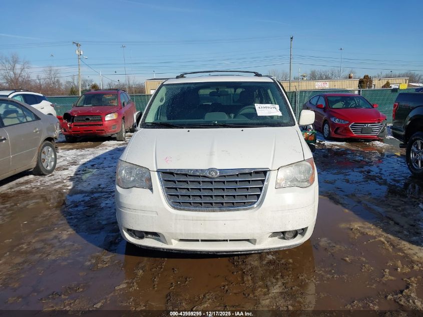 2010 Chrysler Town & Country Touring VIN: 2A4RR5D12AR105203 Lot: 43959295