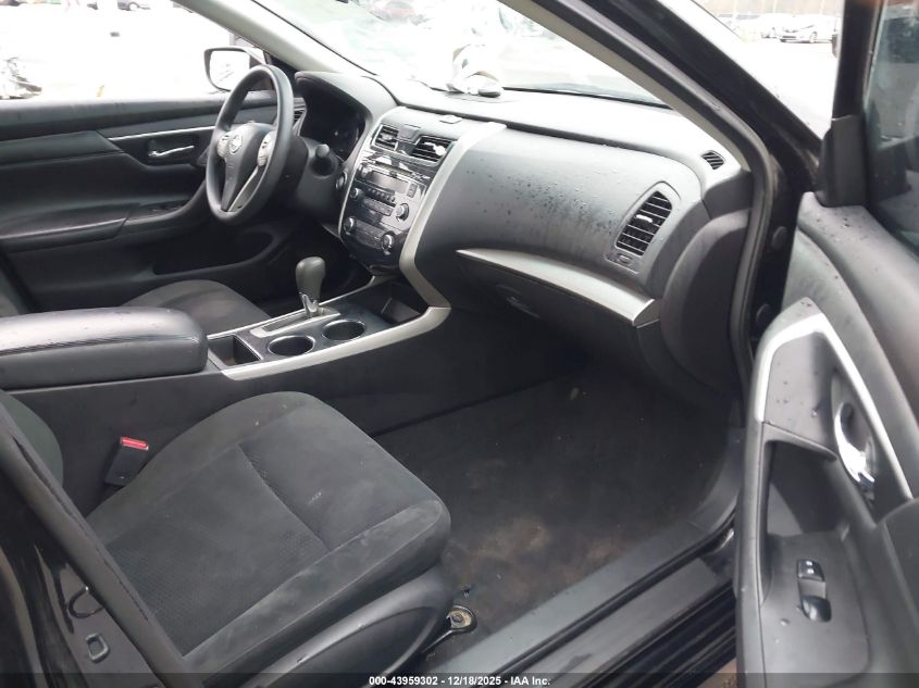 2015 Nissan Altima 2.5 S VIN: 1N4AL3AP0FN384565 Lot: 43959302
