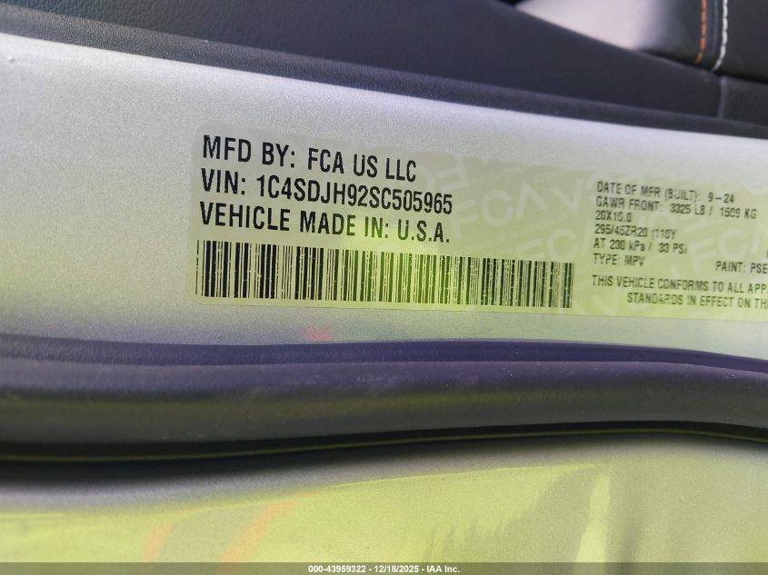 2025 Dodge Durango Srt Hellcat Silver Bullet Awd VIN: 1C4SDJH92SC505965 Lot: 43959322