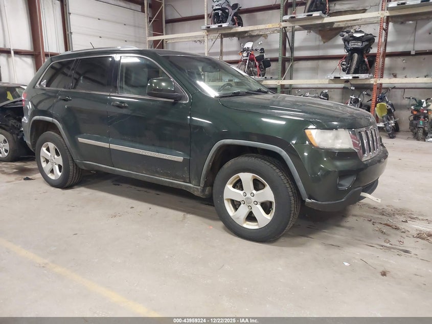1J4RR4GG9BC587687 2011 Jeep Grand Cherokee Laredo auction photo 1