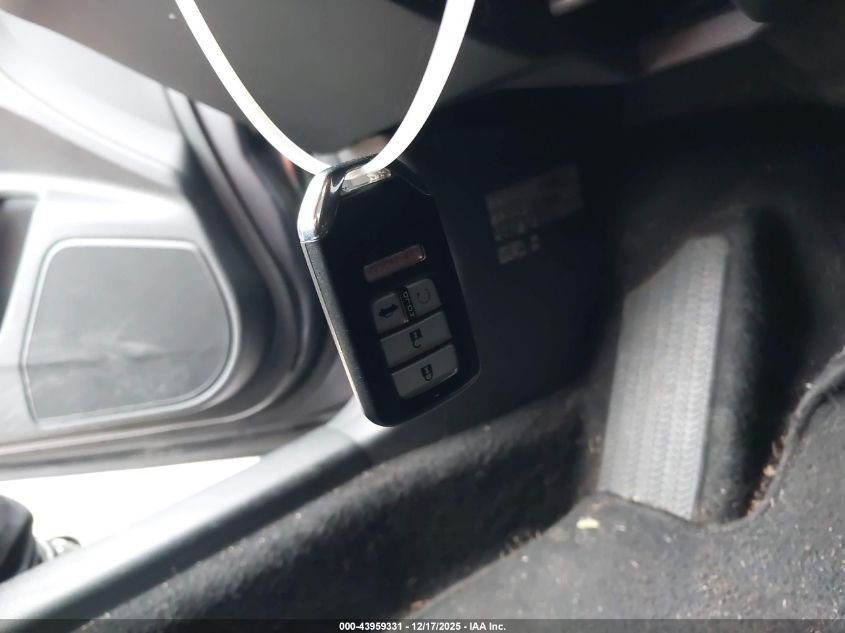 2018 Honda Civic Touring VIN: JHMFC1F95JX031197 Lot: 43959331