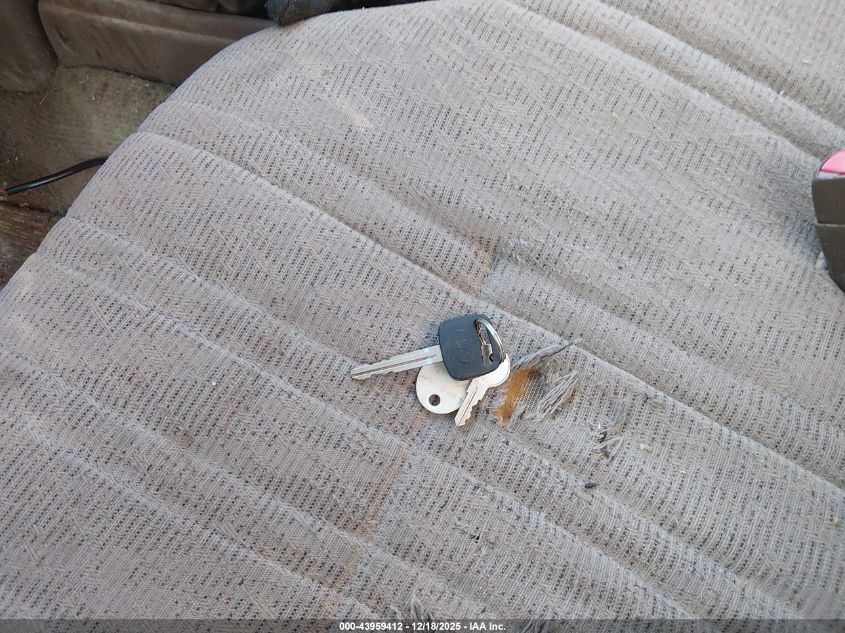 1998 Toyota Tacoma VIN: 4TAPM62N6WZ143808 Lot: 43959412