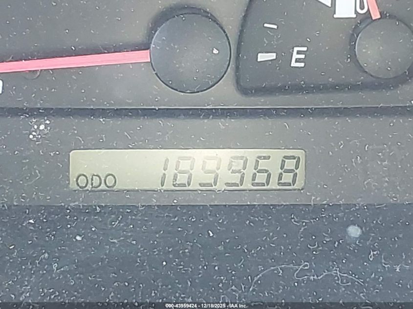 2002 Toyota Camry Le VIN: 4T1BE32K22U063358 Lot: 43959424