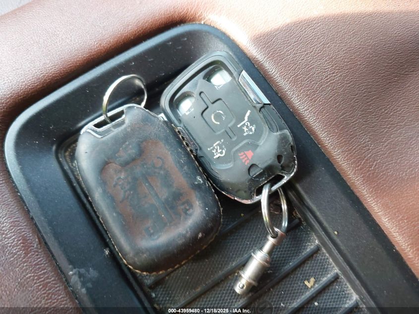 2017 Chevrolet Suburban Premier VIN: 1GNSKJKC0HR122842 Lot: 43959480