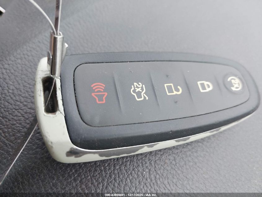 2016 Ford Escape Titanium VIN: 1FMCU0J95GUA14649 Lot: 43959481