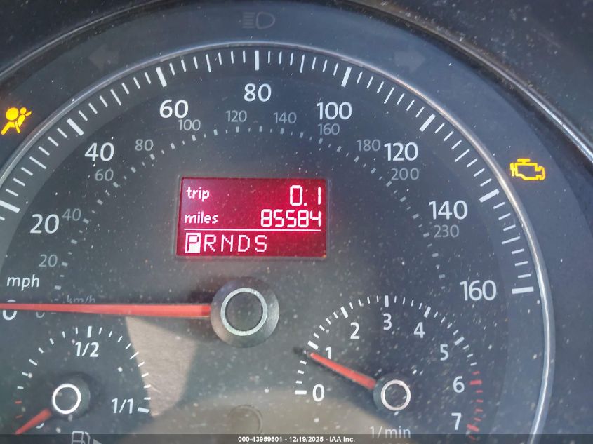 2006 Volkswagen New Beetle 2.5 VIN: 3VWRF31Y56M324818 Lot: 43959501