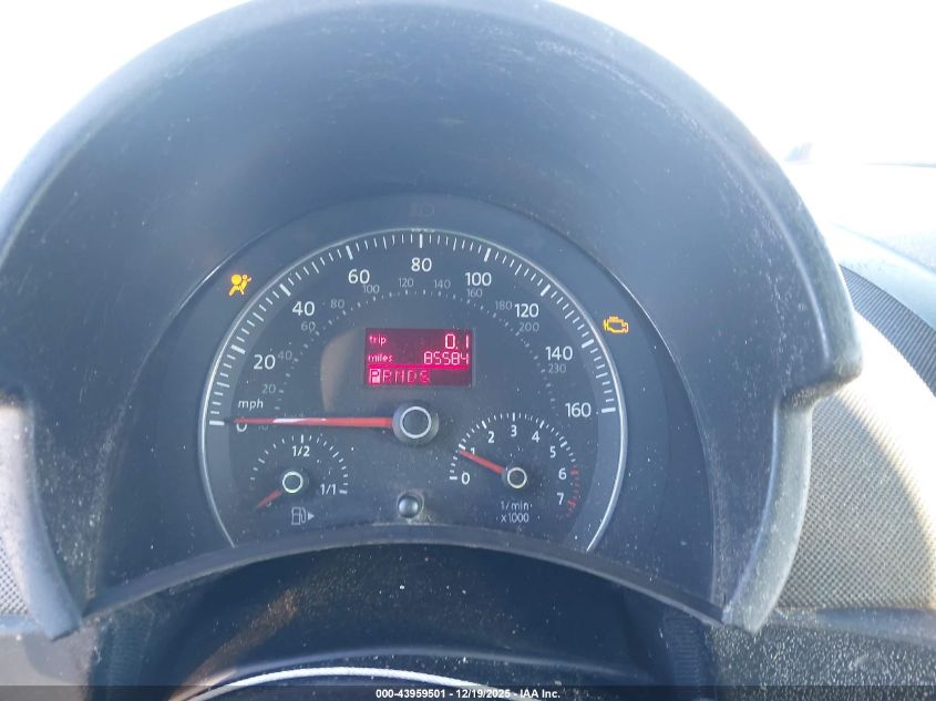 2006 Volkswagen New Beetle 2.5 VIN: 3VWRF31Y56M324818 Lot: 43959501