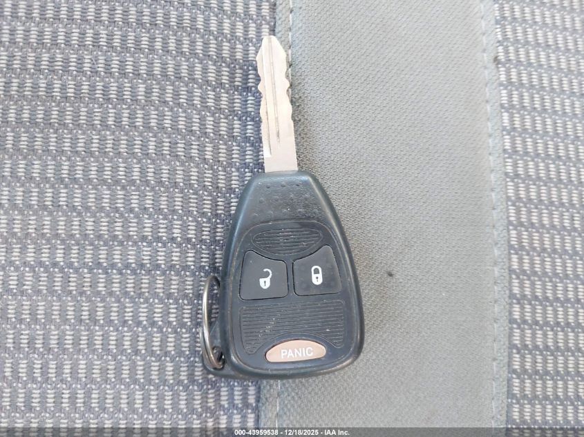 2007 Dodge Ram 1500 Slt/Trx4 Off Road/Sport VIN: 1D7HU16247J594382 Lot: 43959538