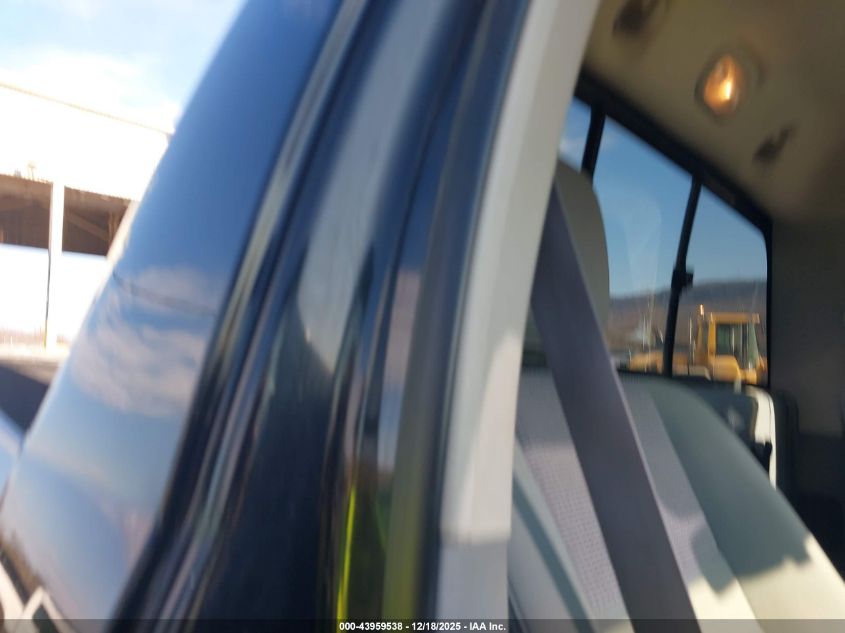 2007 Dodge Ram 1500 Slt/Trx4 Off Road/Sport VIN: 1D7HU16247J594382 Lot: 43959538