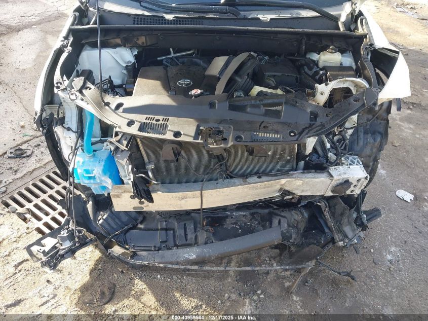 2018 Toyota Highlander Xle VIN: 5TDJZRFH6JS545016 Lot: 43959544