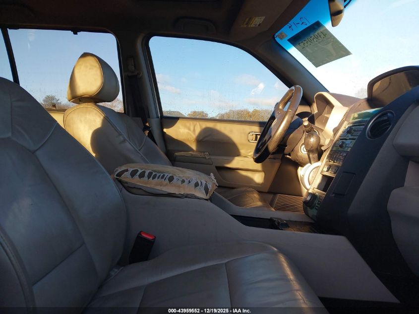 2011 Honda Pilot Touring VIN: 5FNYF4H99BB005861 Lot: 43959552