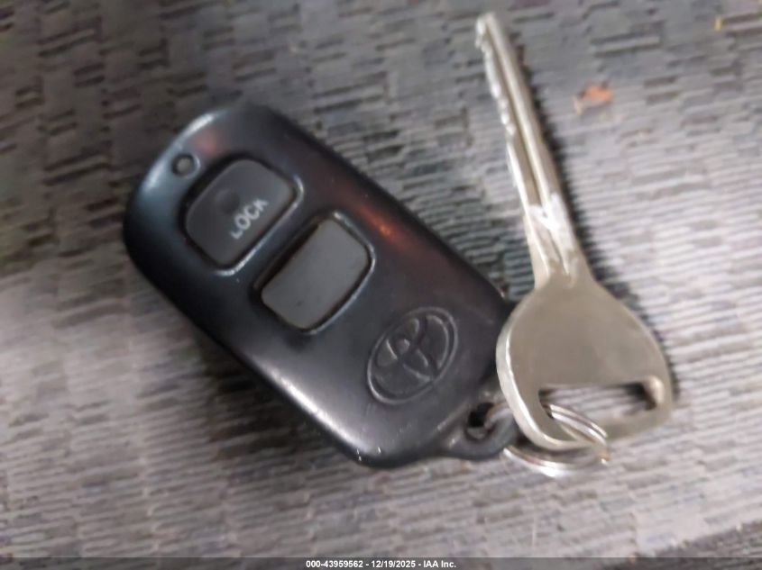 2005 Toyota Tundra Sr5 V8 VIN: 5TBBT44135S462558 Lot: 43959562