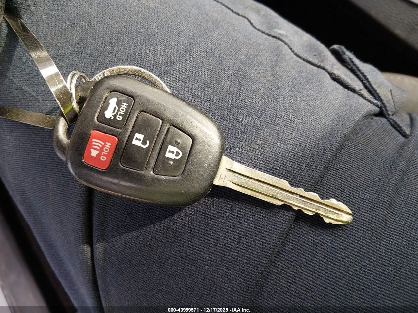 2014 Toyota Corolla Le VIN: 2T1BURHE6EC123980 Lot: 43959571