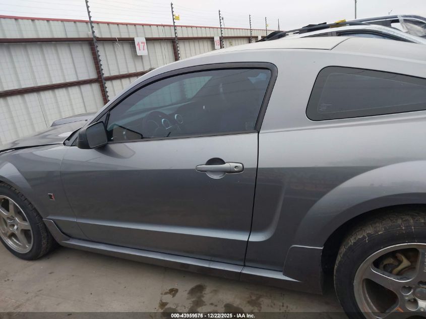 2007 Ford Mustang Gt Deluxe/Gt Premium VIN: 1ZVFT82HX75217861 Lot: 43959576