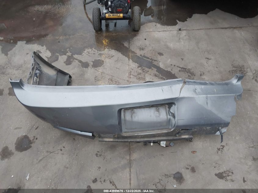 2007 Ford Mustang Gt Deluxe/Gt Premium VIN: 1ZVFT82HX75217861 Lot: 43959576