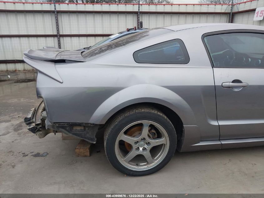 2007 Ford Mustang Gt Deluxe/Gt Premium VIN: 1ZVFT82HX75217861 Lot: 43959576