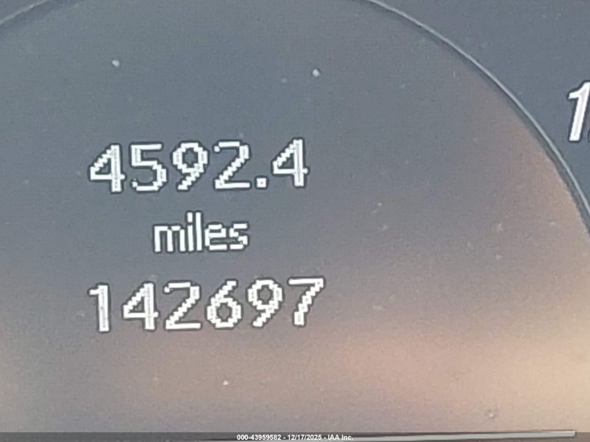 2011 Mercedes-Benz E 550 VIN: WDDKK7CF7BF068927 Lot: 43959582