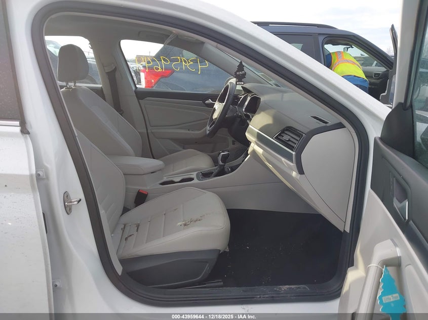 3VW7M7BU6RM030915 2024 VOLKSWAGEN JETTA photo no. 5