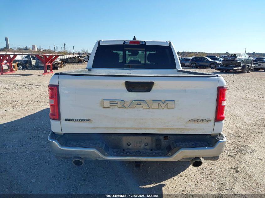 2025 Ram 1500 - 1C6SRFFP4SN581523