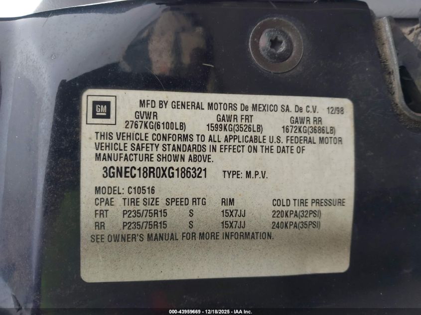 1999 Chevrolet Tahoe VIN: 3GNEC18R0XG186321 Lot: 43959669