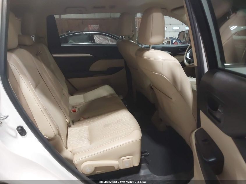 2015 Toyota Highlander Le Plus V6 VIN: 5TDBKRFH6FS221984 Lot: 43959681