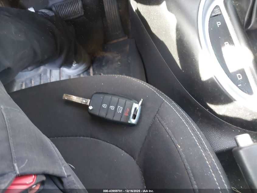 2015 Kia Soul VIN: KNDJN2A28F7762848 Lot: 43959701