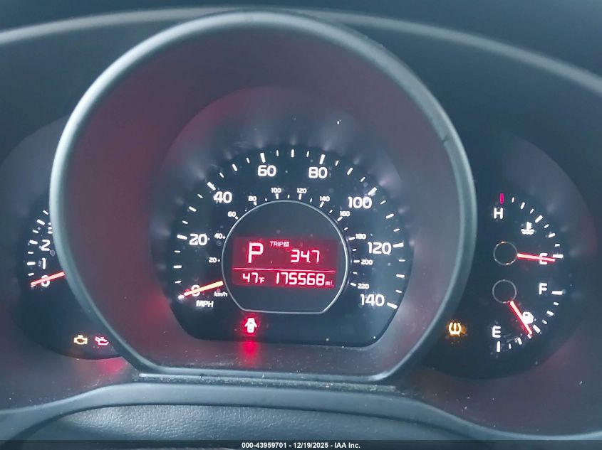 2015 Kia Soul VIN: KNDJN2A28F7762848 Lot: 43959701