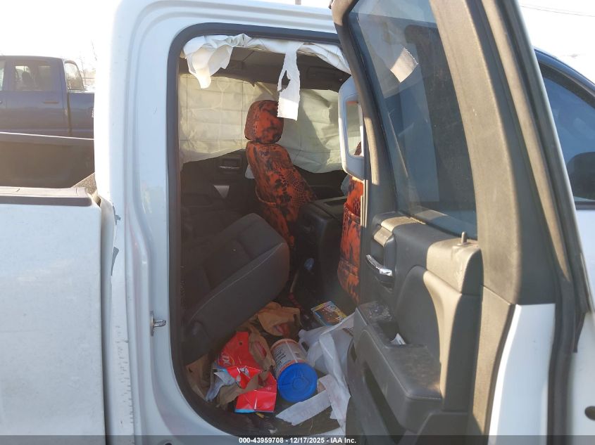 2018 Chevrolet Silverado 1500 2Lt VIN: 1GCVKREC9JZ230575 Lot: 43959708