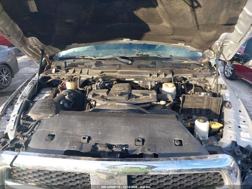 2017 Ram 2500 Tradesman 4X4 6'4 Box VIN: 3C6UR5CL8HG568568 Lot: 43959715