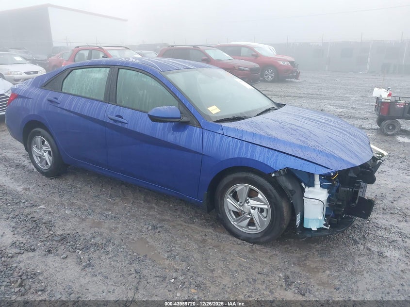 2025 Hyundai Elantra Se