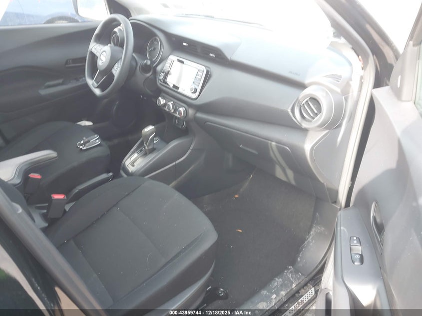 2024 Nissan Kicks S Xtronic Cvt