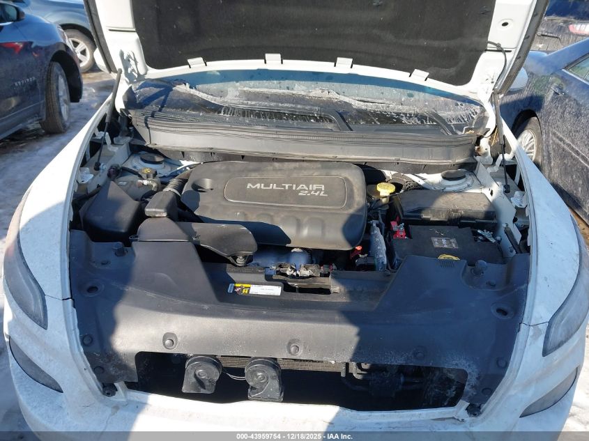 2016 Jeep Cherokee Altitude VIN: 1C4PJMCB4GW139992 Lot: 43959754