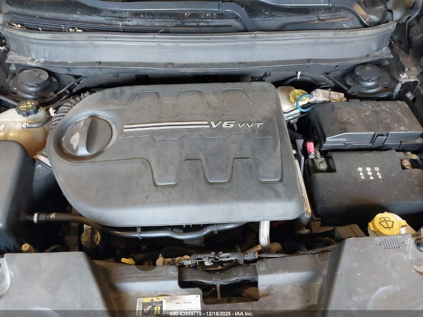 2015 Jeep Cherokee Limited VIN: 1C4PJMDS9FW667038 Lot: 43959775