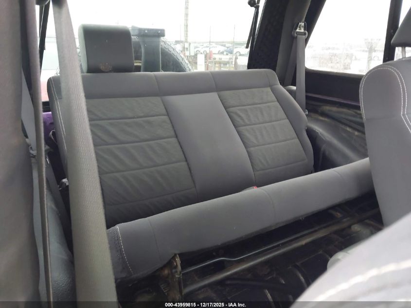 2010 Jeep Wrangler Sport VIN: 1J4AA2D16AL203520 Lot: 43959815