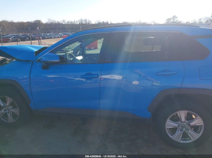 2021 Toyota Rav4 Xle VIN: 2T3W1RFV5MW117492 Lot: 43959848