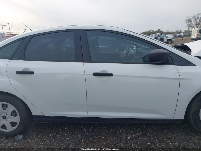 2017 Ford Focus S VIN: 1FADP3E28HL301933 Lot: 43959894