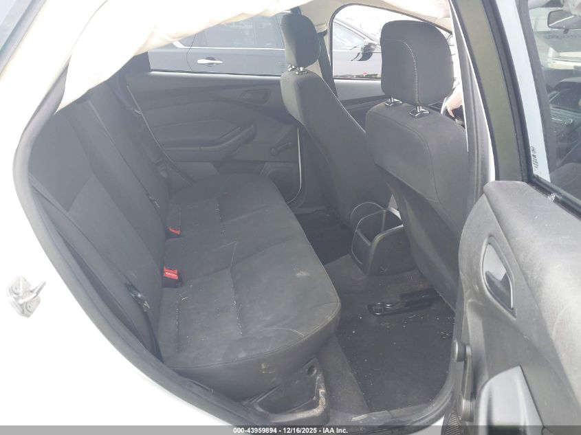 2017 Ford Focus S VIN: 1FADP3E28HL301933 Lot: 43959894