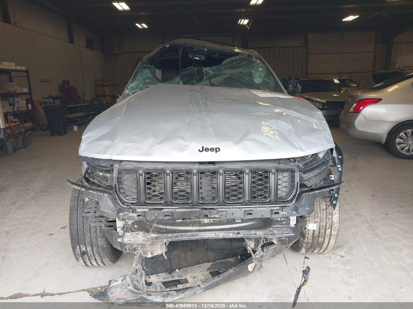 2025 Jeep Grand Cherokee Altitude X 4X4 VIN: 1C4RJHAG4SC296379 Lot: 43959913