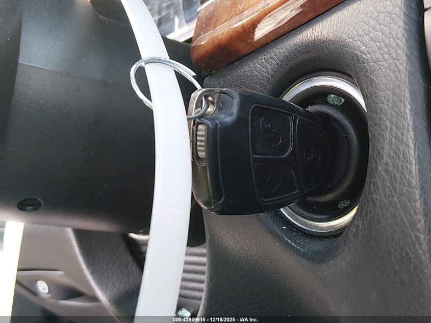 2004 Mercedes-Benz E 320 VIN: WDBUF65J54A403555 Lot: 43959915