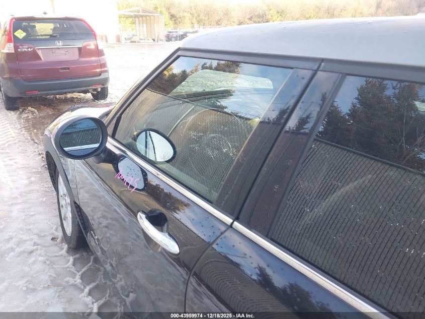 2017 Mini Clubman Cooper VIN: WMWLU1C52H2C41847 Lot: 43959974