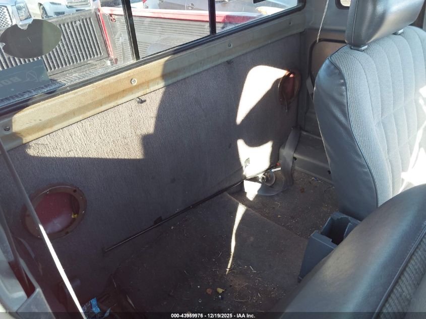 1995 Nissan Truck King Cab Se/King Cab Xe VIN: 1N6HD16S0SC384298 Lot: 43959976